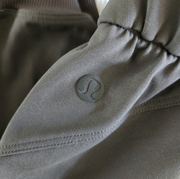 Lululemon Athletica On The Fly Jogger Size 4 Dark Olive - Picture 4 of 7